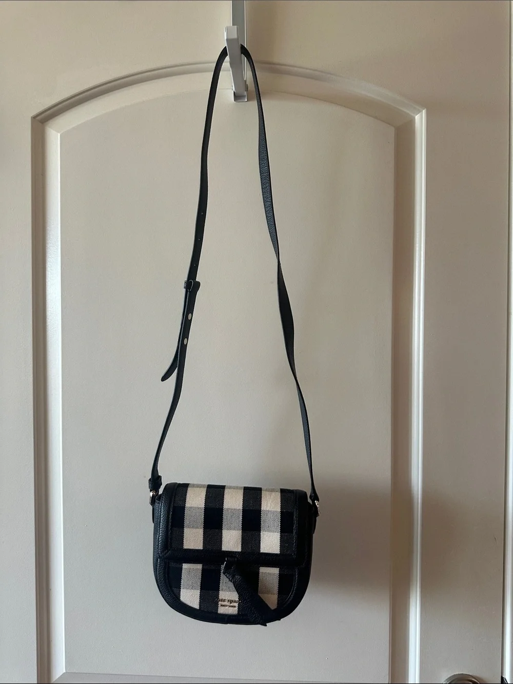 KATE SPADE Knot Gingham Medium Saddle Bag Black & Cream Crossbody